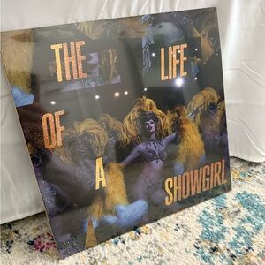 Life of a Showgirl: Lovely bouquet golden vinyl